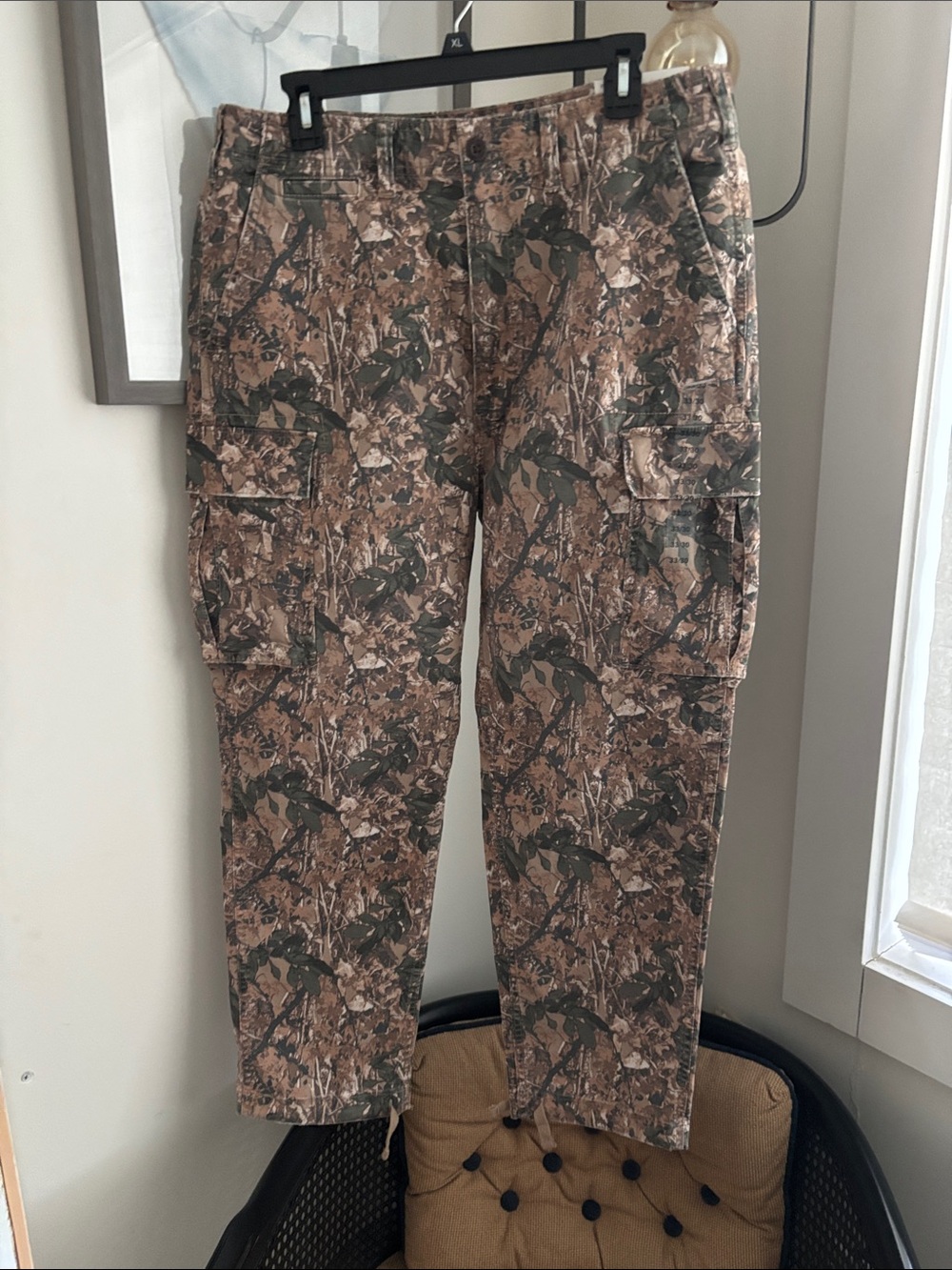 American Eagle Outfitters Brown & Green Camo Cargo Pants